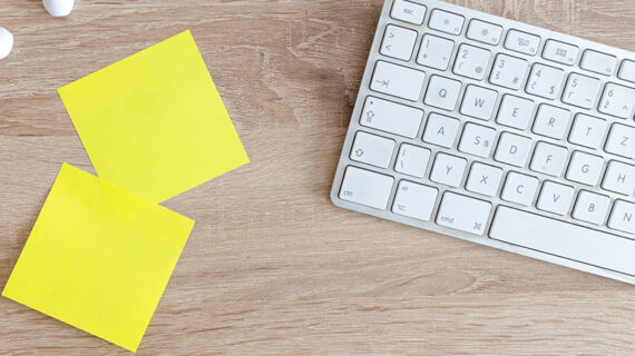 Cách vệ sinh bàn phím máy bàn